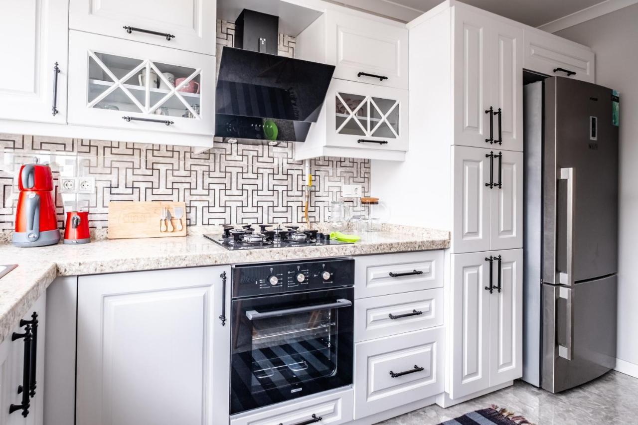 Vibrant Flat With Balcony In Maltepe Apartment อิสตันบูล ภายนอก รูปภาพ